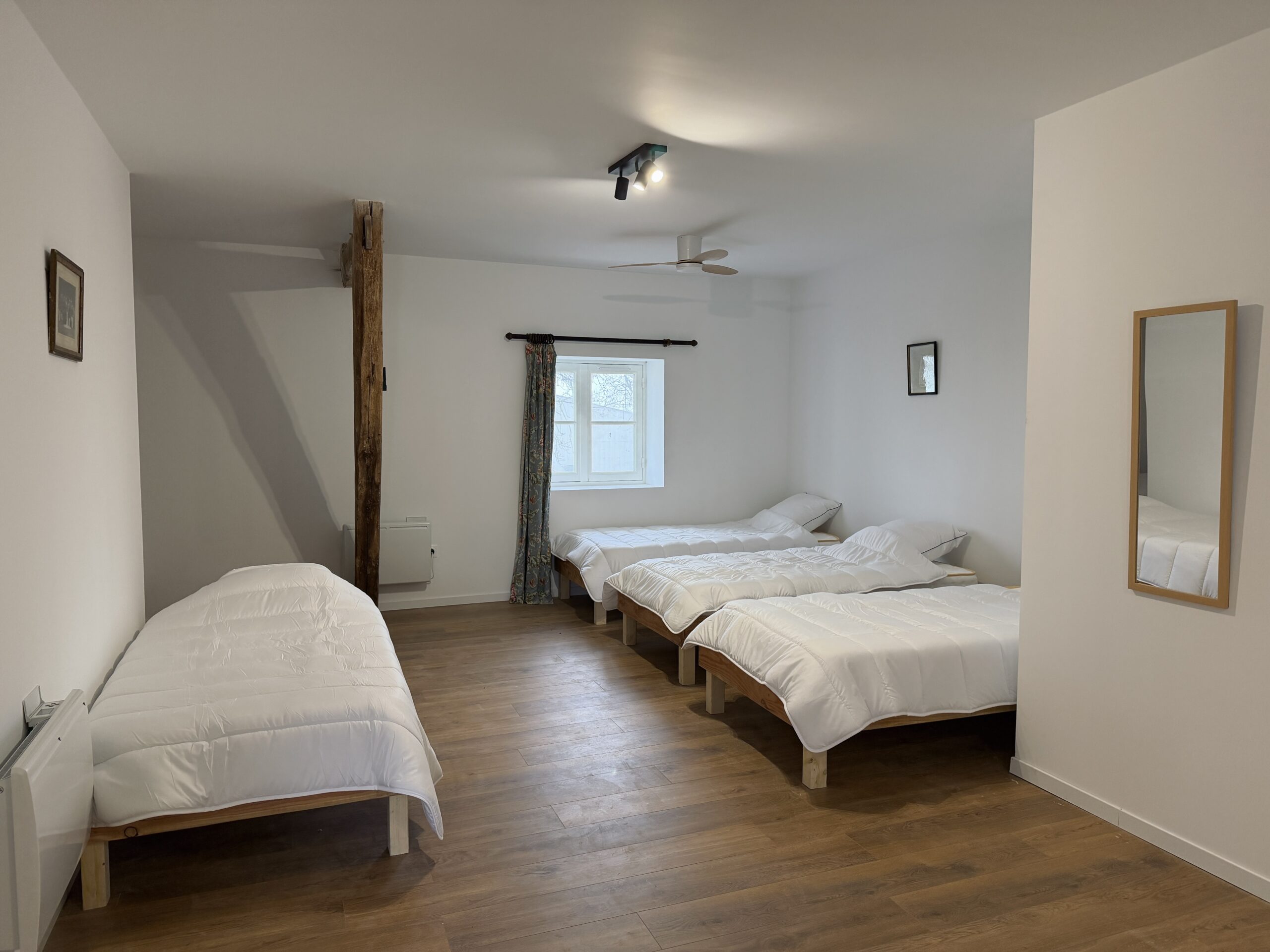 265CC91C-BE63-49B4-B56C-25C7C421AF65_1_201_a