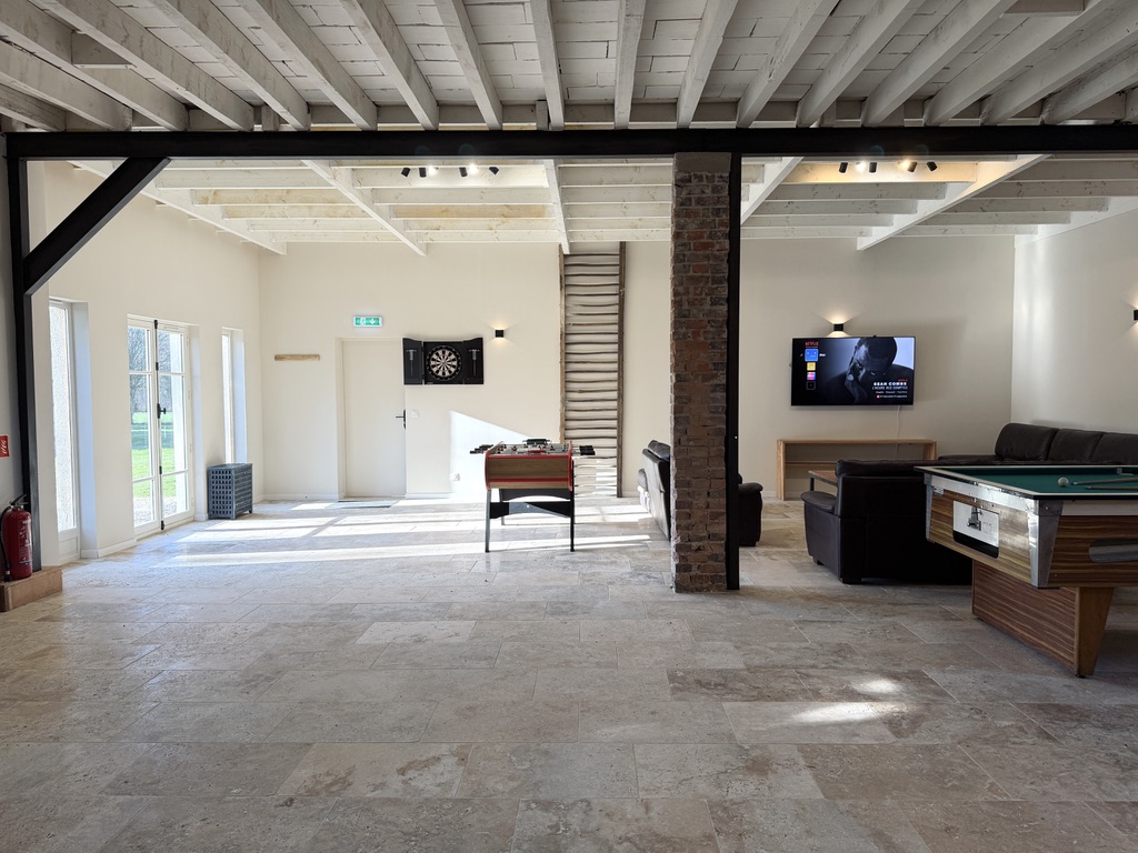 F0080BDD-7BC8-4347-862F-E1269649C297_1_105_c